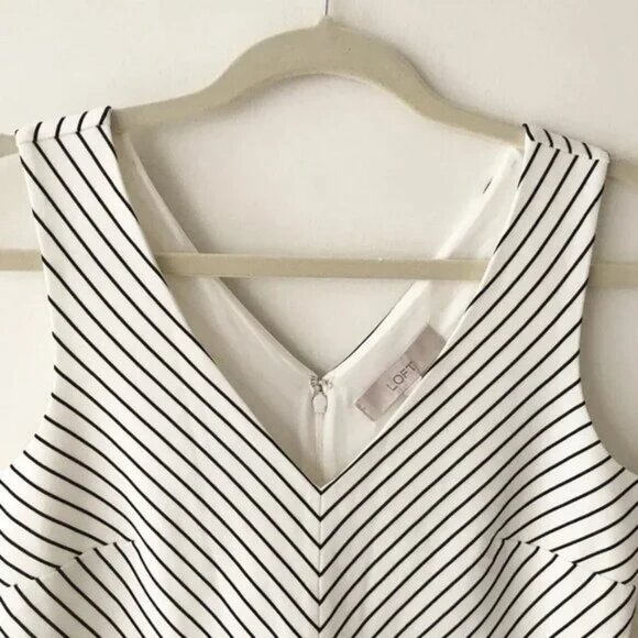 AT LOFT Black White Color Block Contrast Chevron Stripe Fit & Flare Mini Dress 4 - Picture 4 of 12